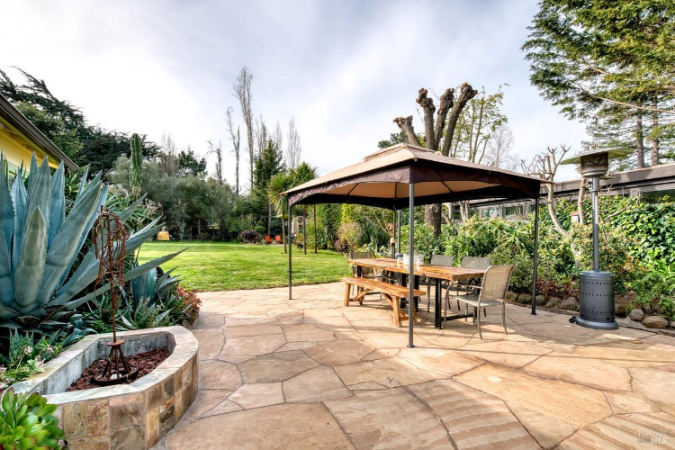 Neighborhood Neighborhood-2