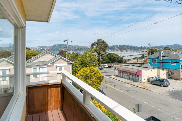 Neighborhood Neighborhood-1